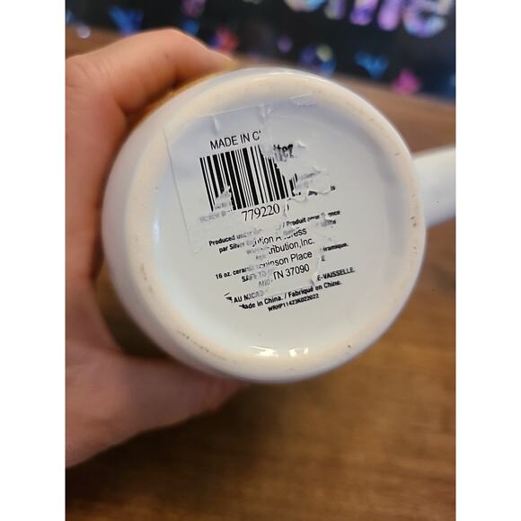 Harry Potter Coffee Tea Hot Cocoa Mug Hogwarts School Crest Ceramic Cup 16 OZ - Picture 6 of 6